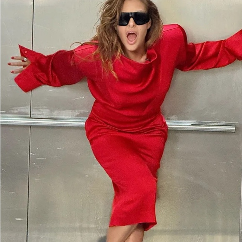 Stella McCartney Vibrant Red Long-Sleeve Midi Dress